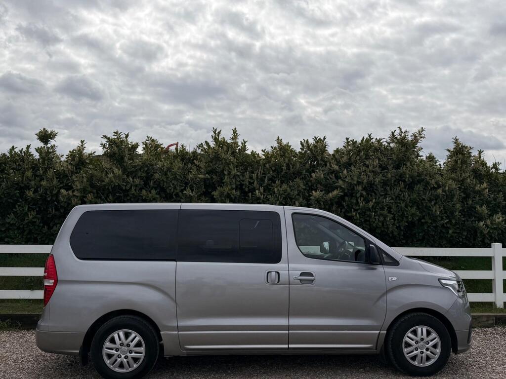 2019 Hyundai i800 thumbnail 13