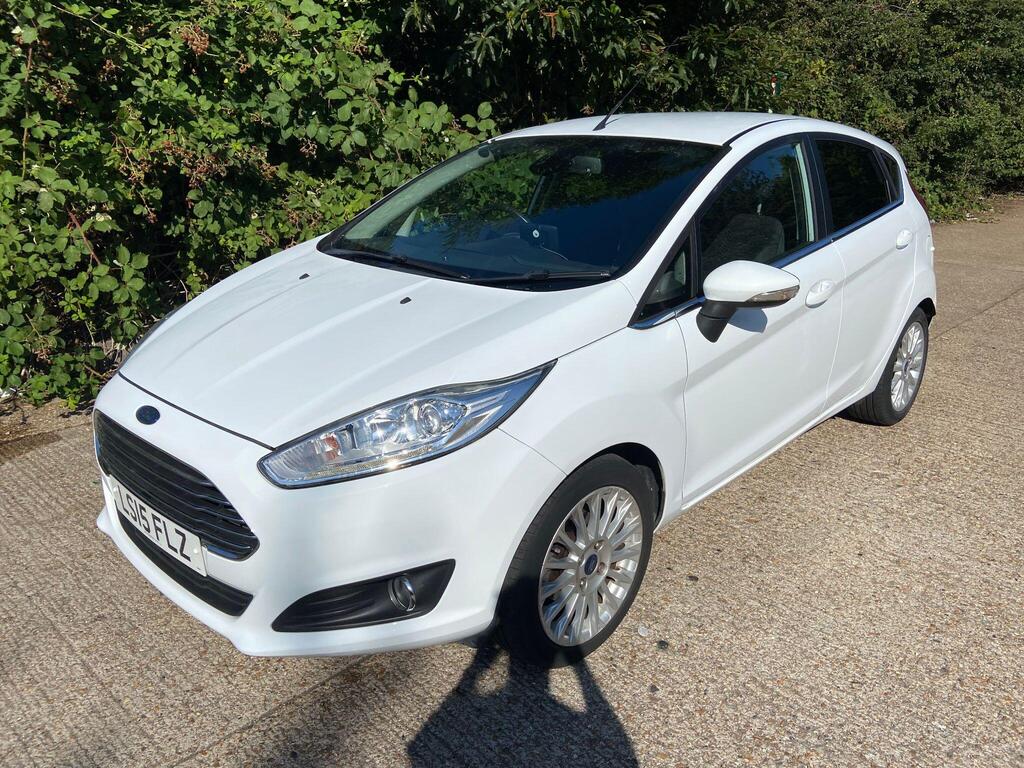 Ford Fiesta Hatchback 1.0T EcoBoost Titanium Powershift Euro 6 5dr