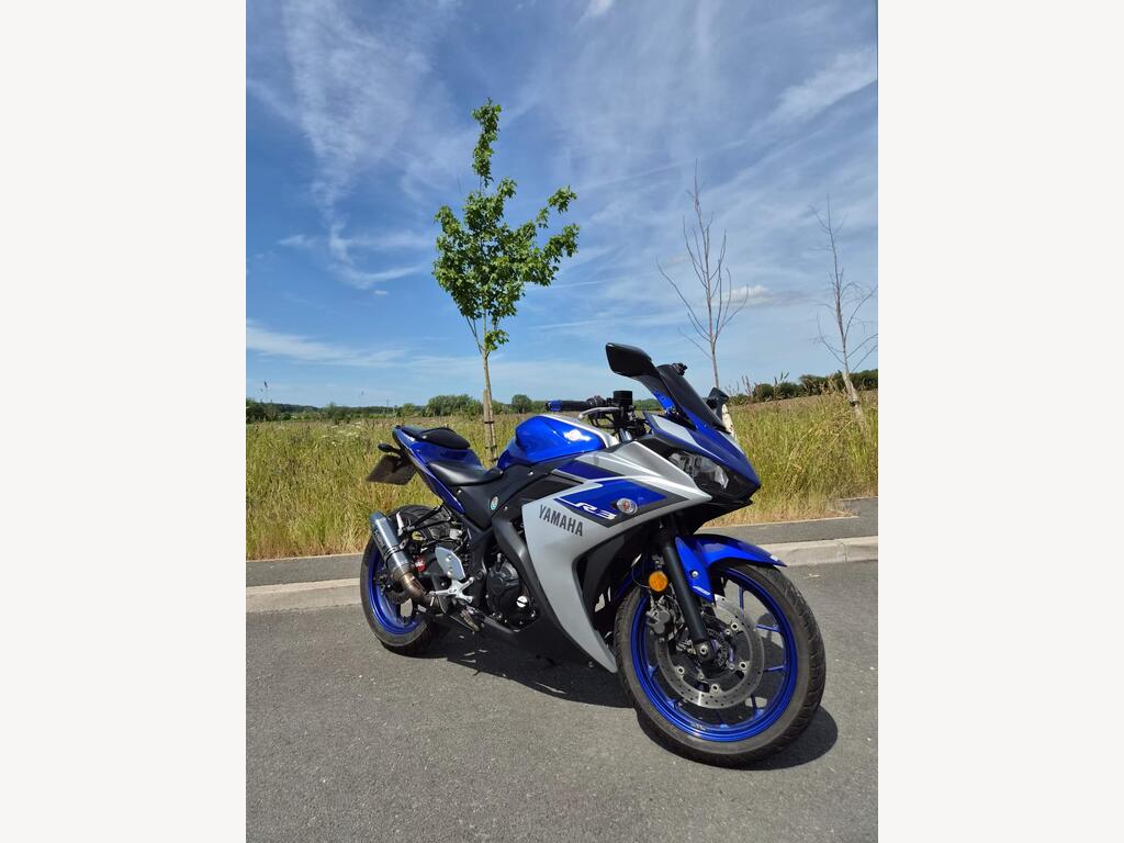 Yamaha R3