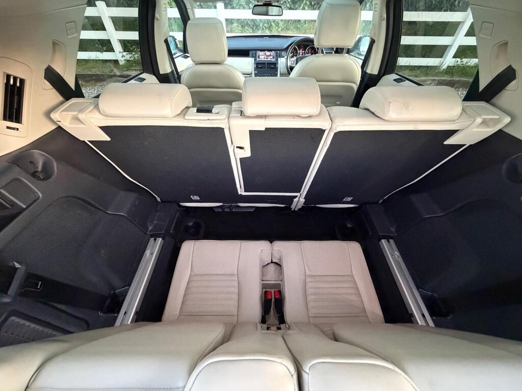 2017 Land Rover Discovery Sport thumbnail 44