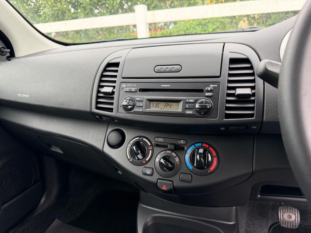 2009 Nissan Micra thumbnail 18