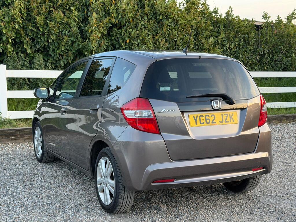 2012 Honda Jazz thumbnail 3