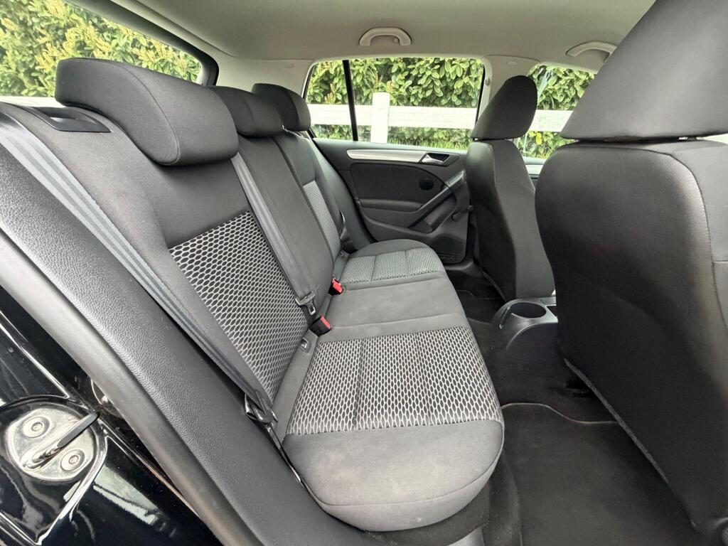 2009 Volkswagen Golf thumbnail 21