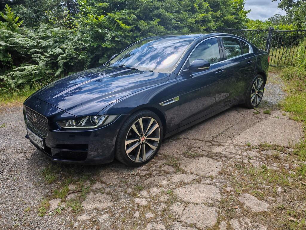 Jaguar XE