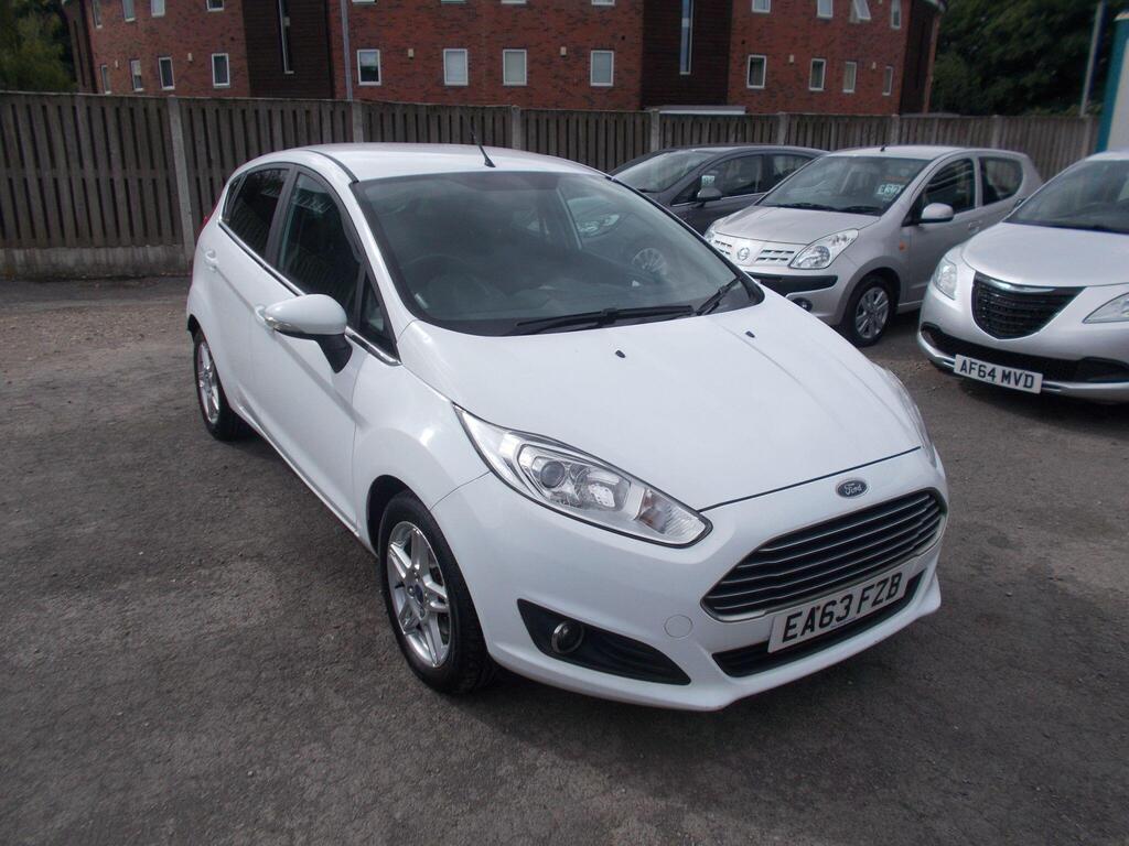 Ford Fiesta Hatchback 1.25 Zetec Euro 5 5dr