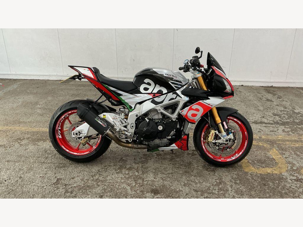 Aprilia Tuono 1100 V4 Naked 1100 Factory