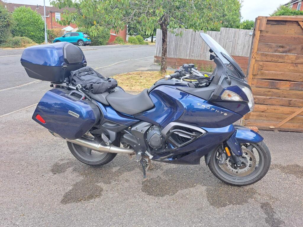 Triumph Trophy 1200