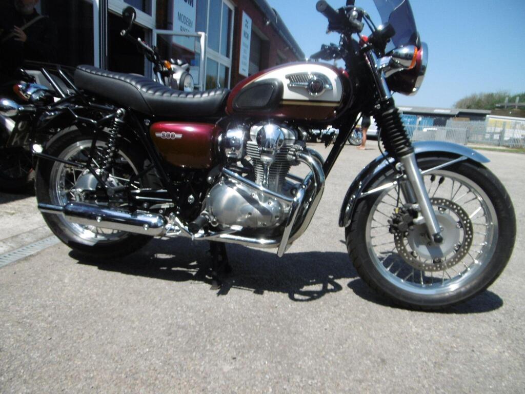 Kawasaki W800