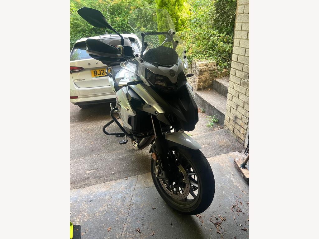 Benelli TRK 502