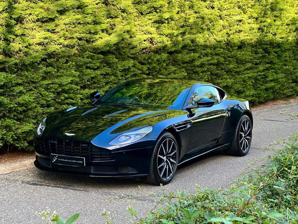 Aston Martin DB11