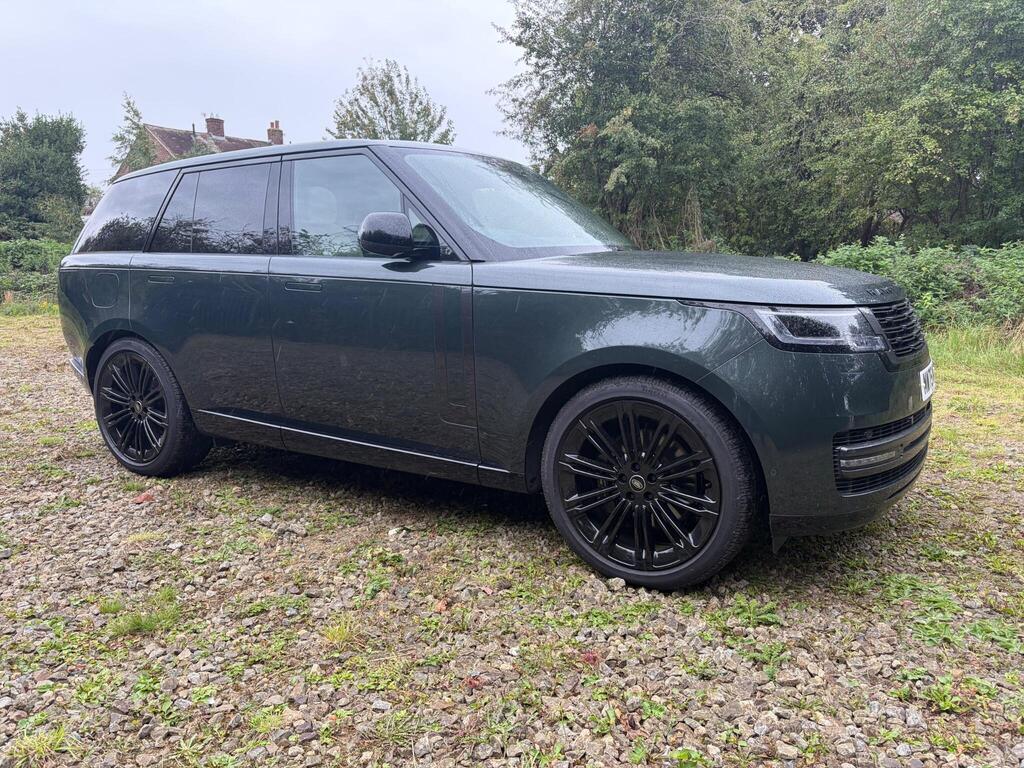 Land Rover Range Rover SUV 3.0 D300 MHEV Edition Auto 4WD Euro 6 (s/s) 5dr