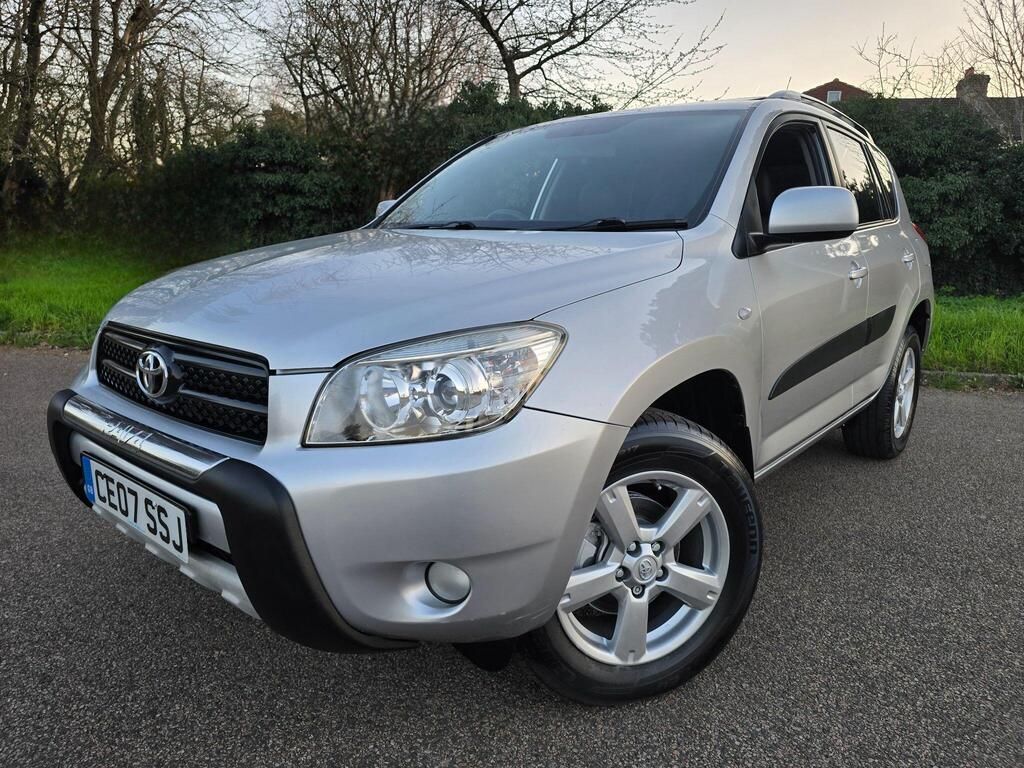 Toyota RAV4 SUV 2.0 XT-R 4WD 5dr