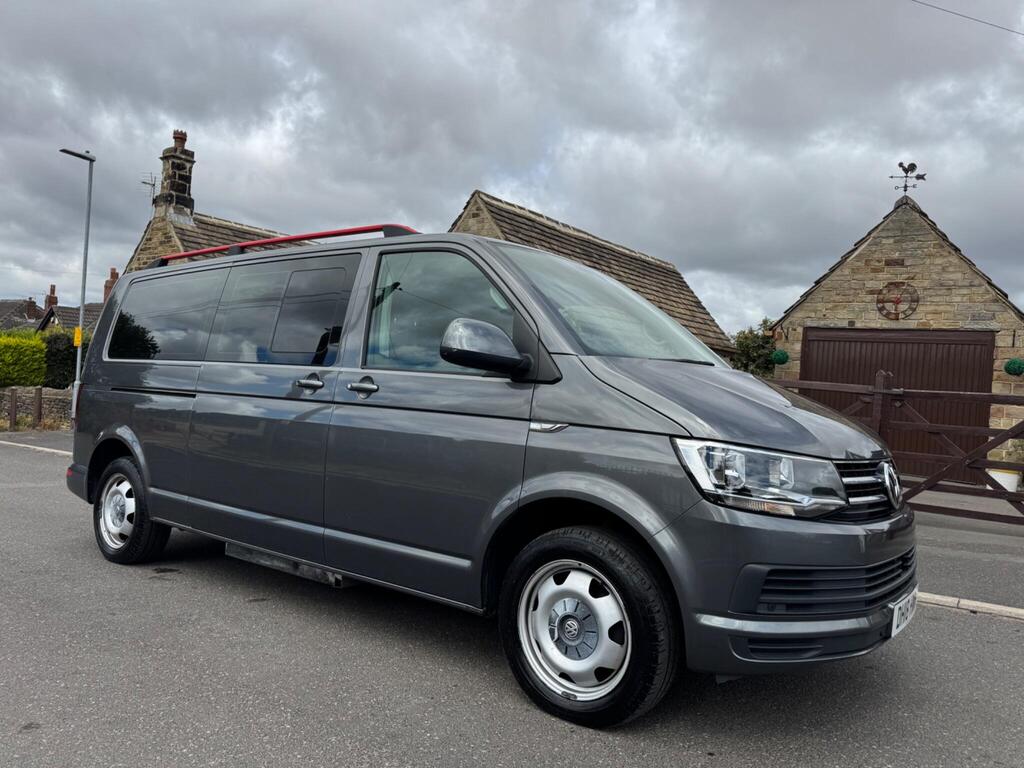 Volkswagen Transporter Shuttle