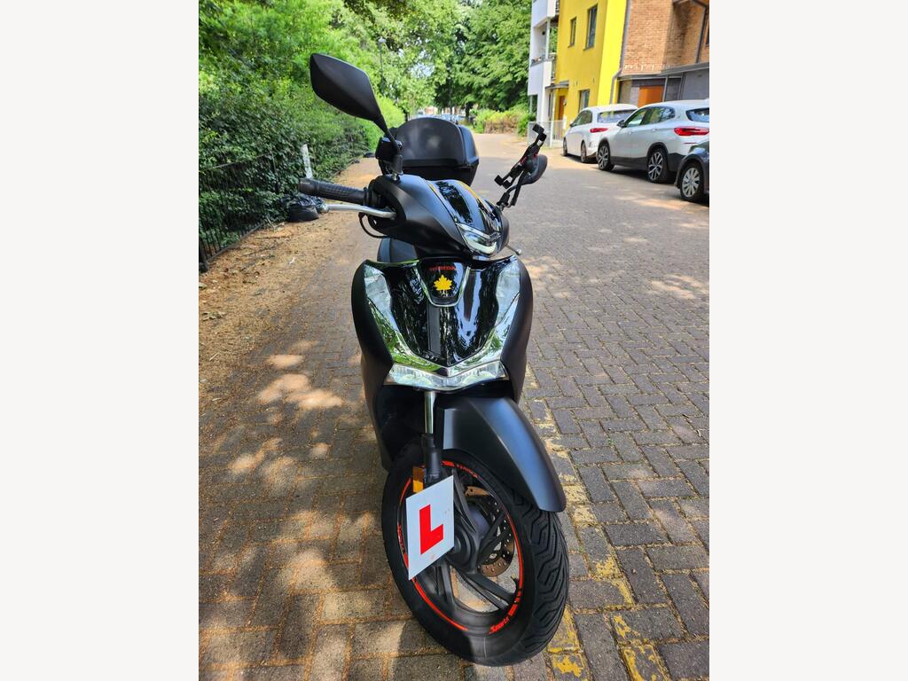Honda SH125i
