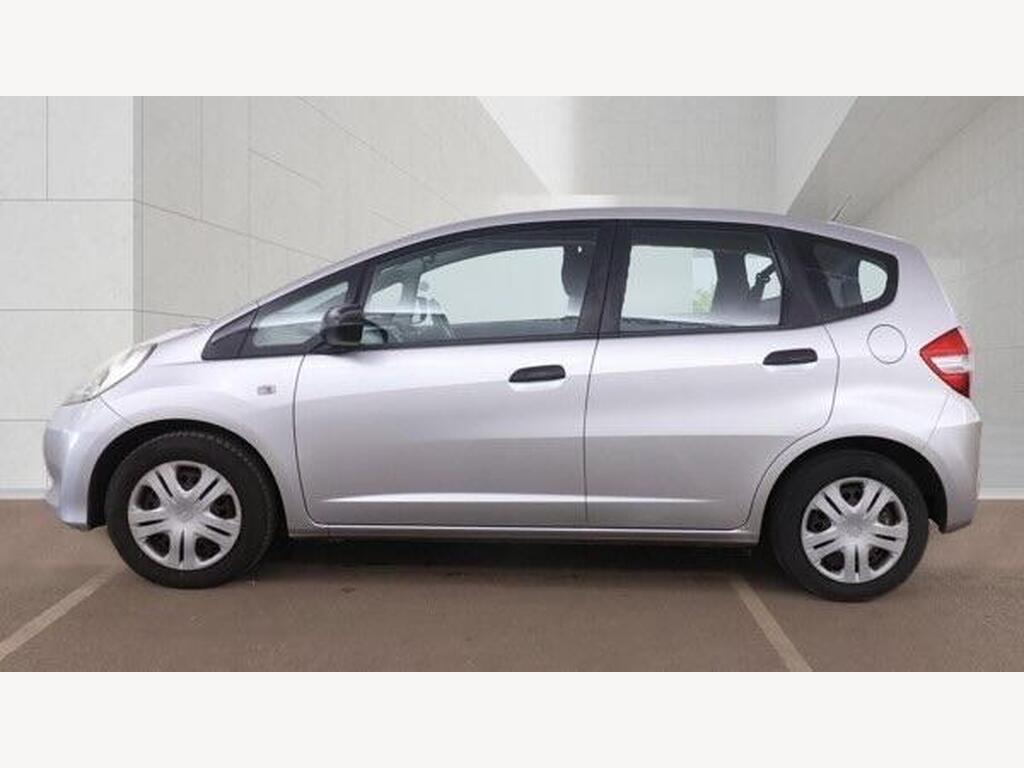 2013 Honda Jazz thumbnail 5