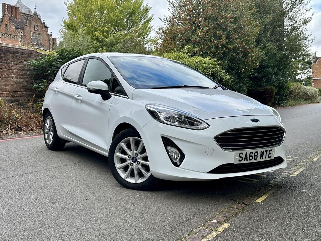Ford Fiesta Hatchback 1.0T EcoBoost Titanium Euro 6 (s/s) 5dr