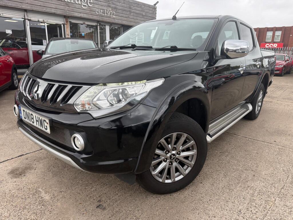 Mitsubishi L200 Pickup 2.4 DI-D DC Barbarian 4WD Euro 6 4dr