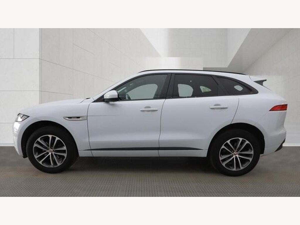 2017 Jaguar F-PACE thumbnail 5