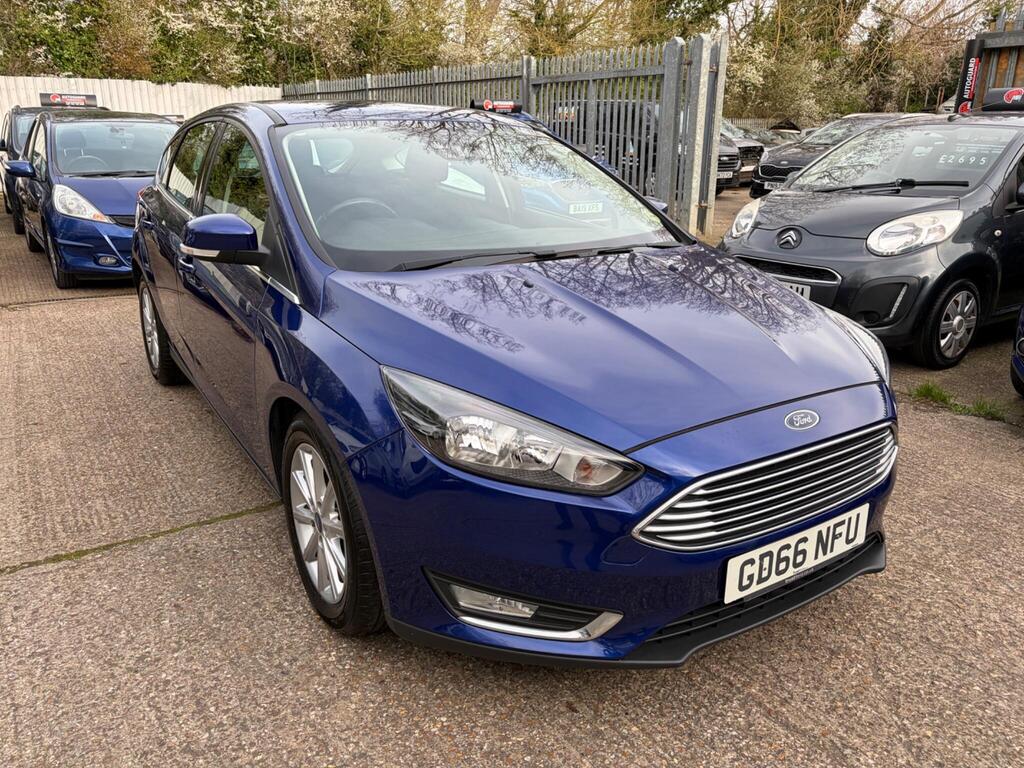 Ford Focus Hatchback 1.0T EcoBoost Titanium Auto Euro 6 (s/s) 5dr