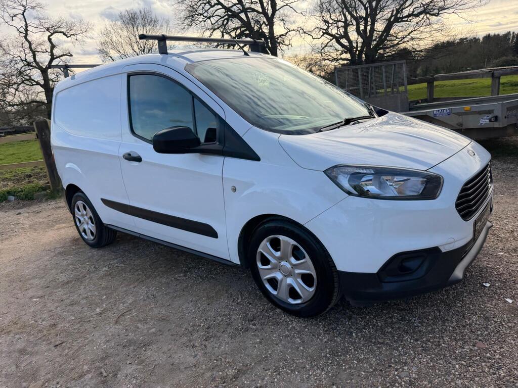 Ford Transit Courier Panel Van 1.5 TDCi Trend L1 Euro 6 5dr