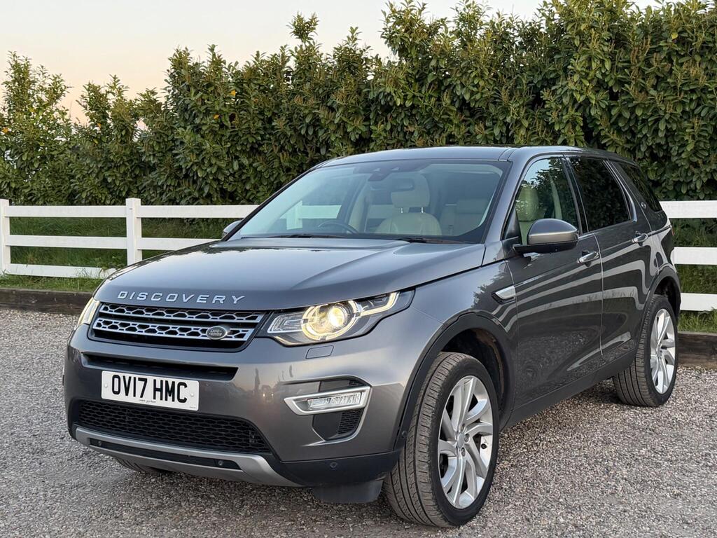 2017 Land Rover Discovery Sport thumbnail 8