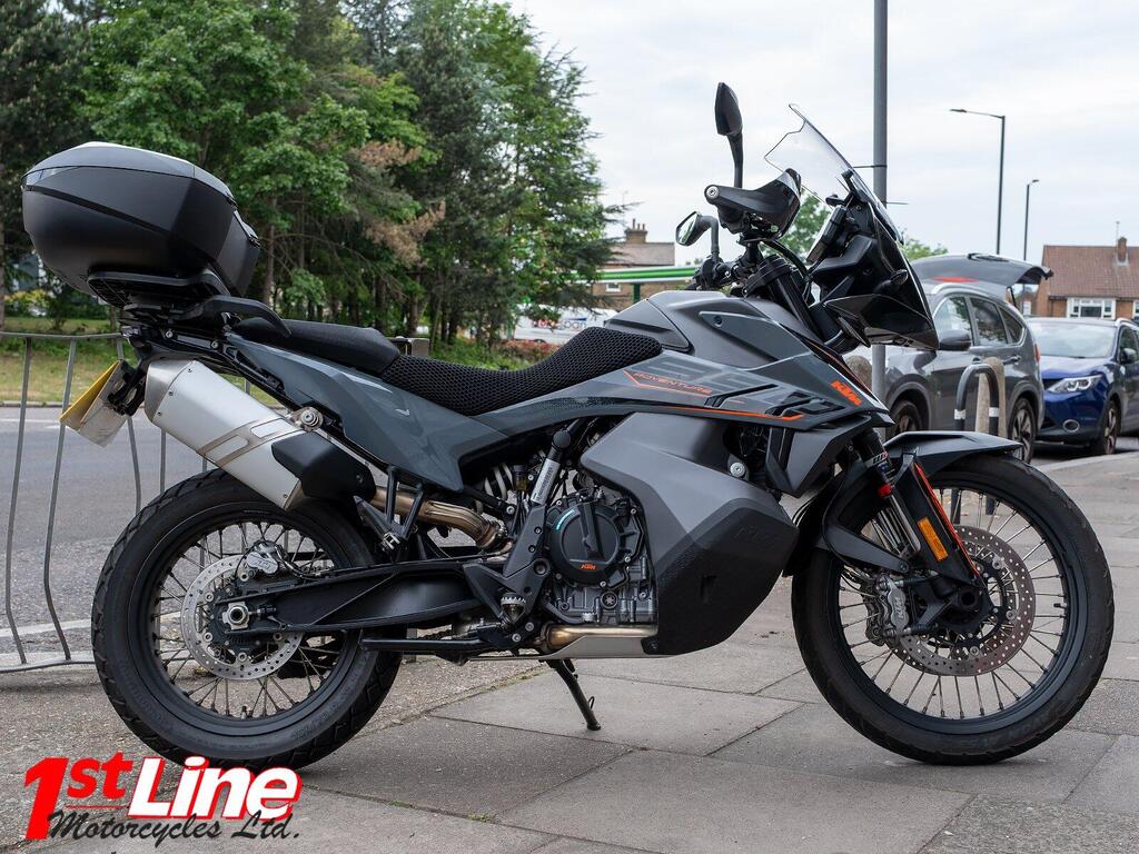 KTM 890 Adventure