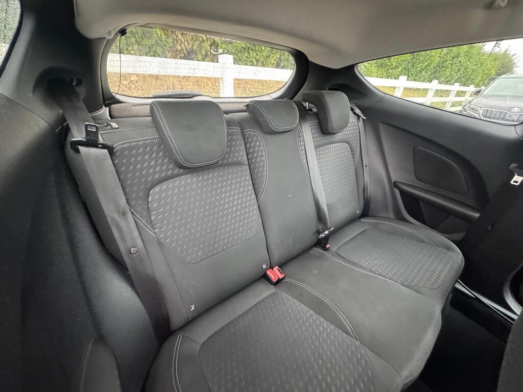 Ford Fiesta 1.0T EcoBoost Titanium Euro 6 (s/s) 3dr thumbnail 16