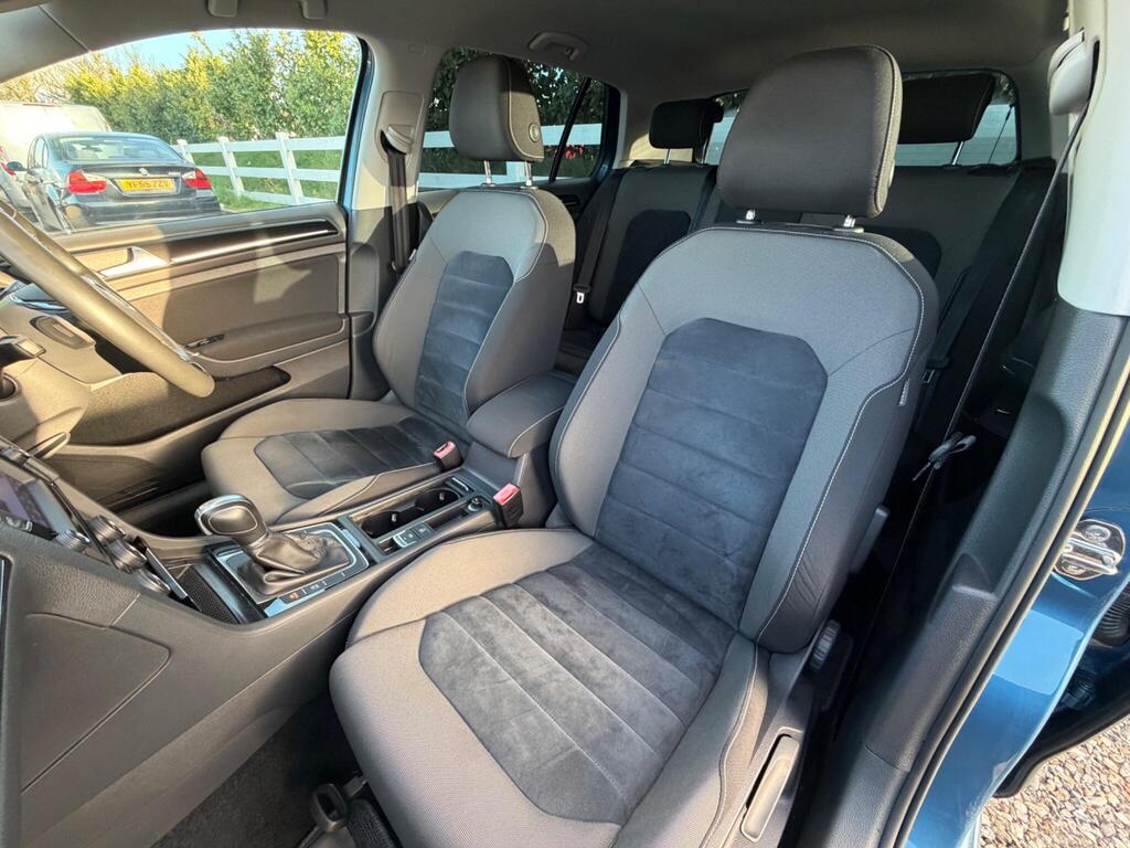 2014 Volkswagen Golf thumbnail 33