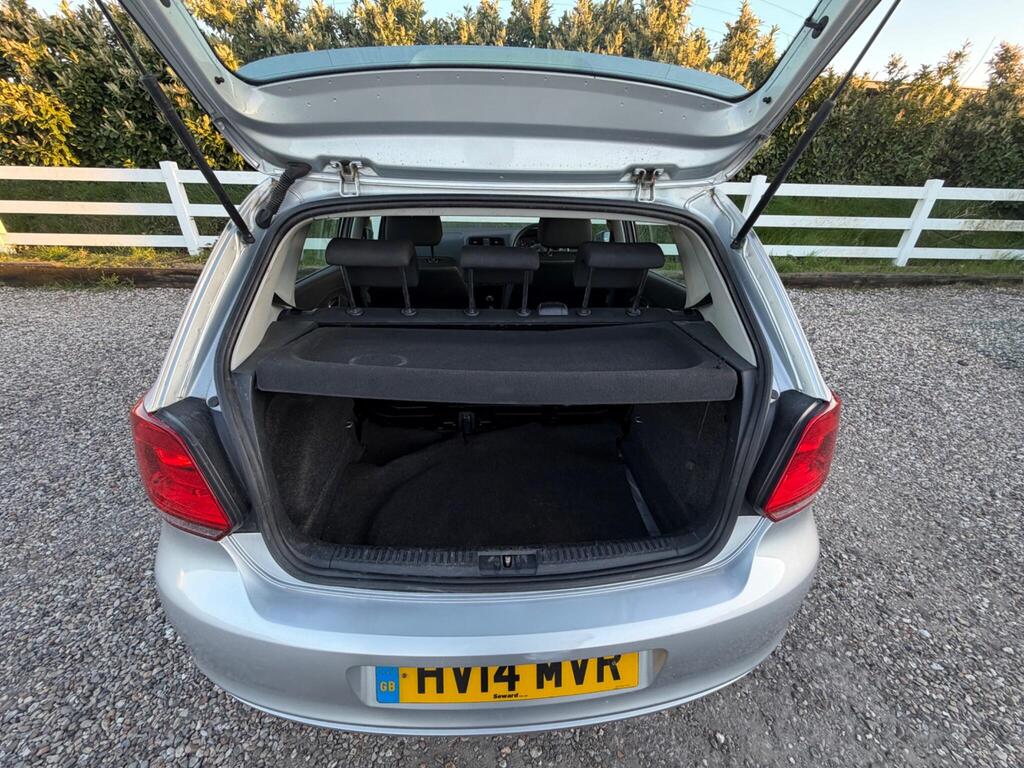 2014 Volkswagen Polo thumbnail 23