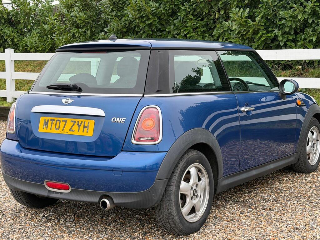 2007 MINI Hatch thumbnail 13