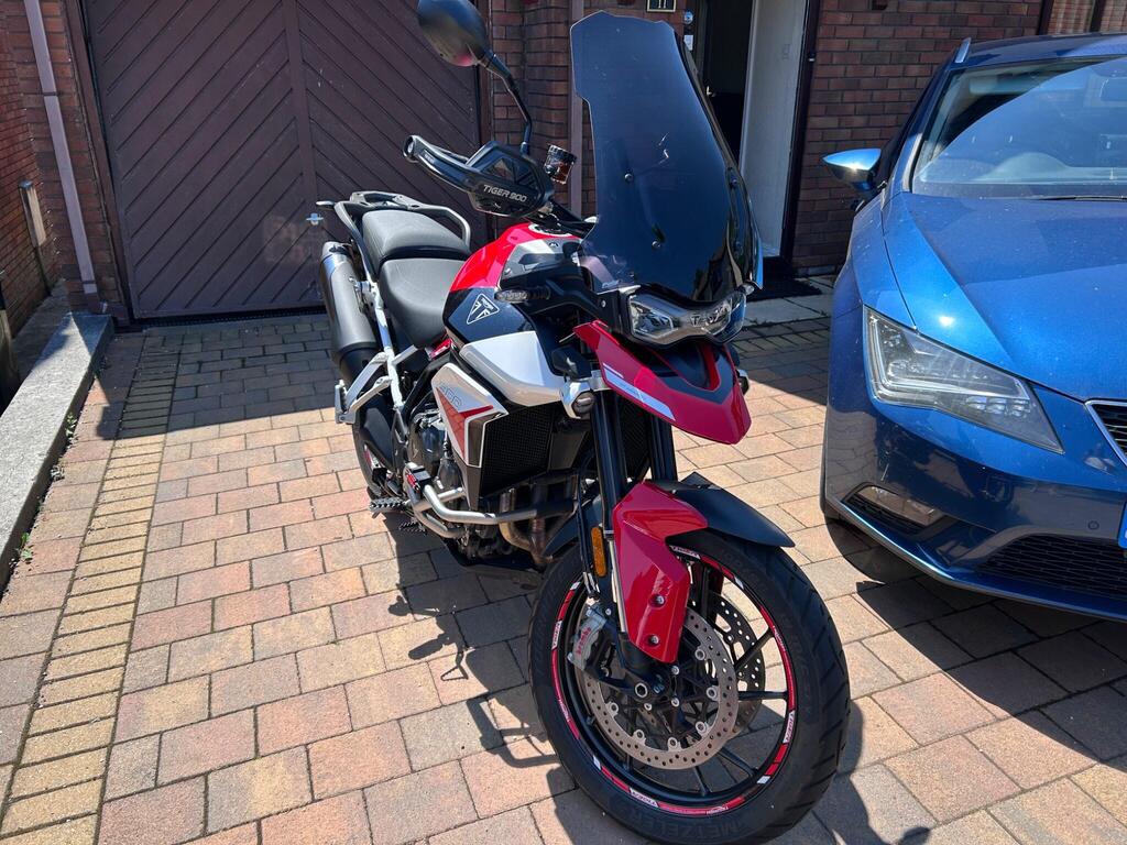 Triumph Tiger 900