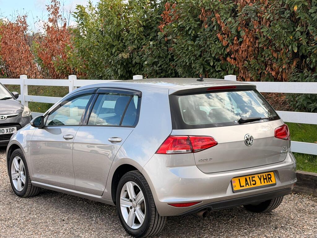 2015 Volkswagen Golf thumbnail 3