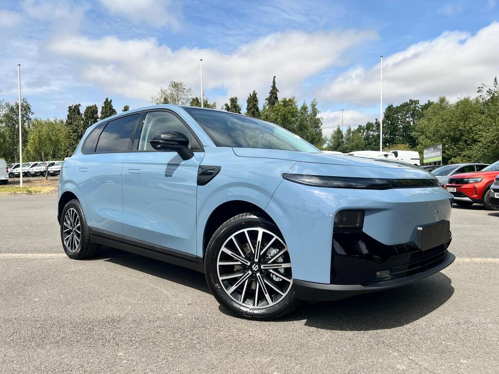 Leapmotor B10