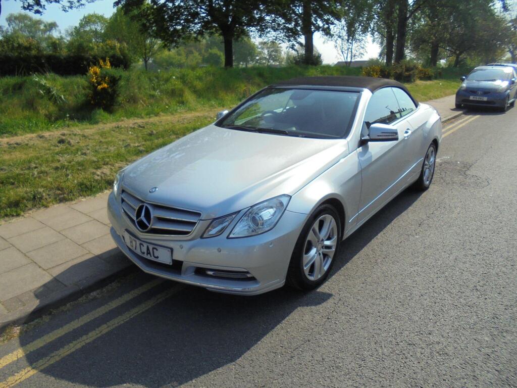 Mercedes-Benz E Class Convertible 2.1 E220 CDI BlueEfficiency SE Cabriolet G-Tronic+ Euro 5 (s/s) 2dr