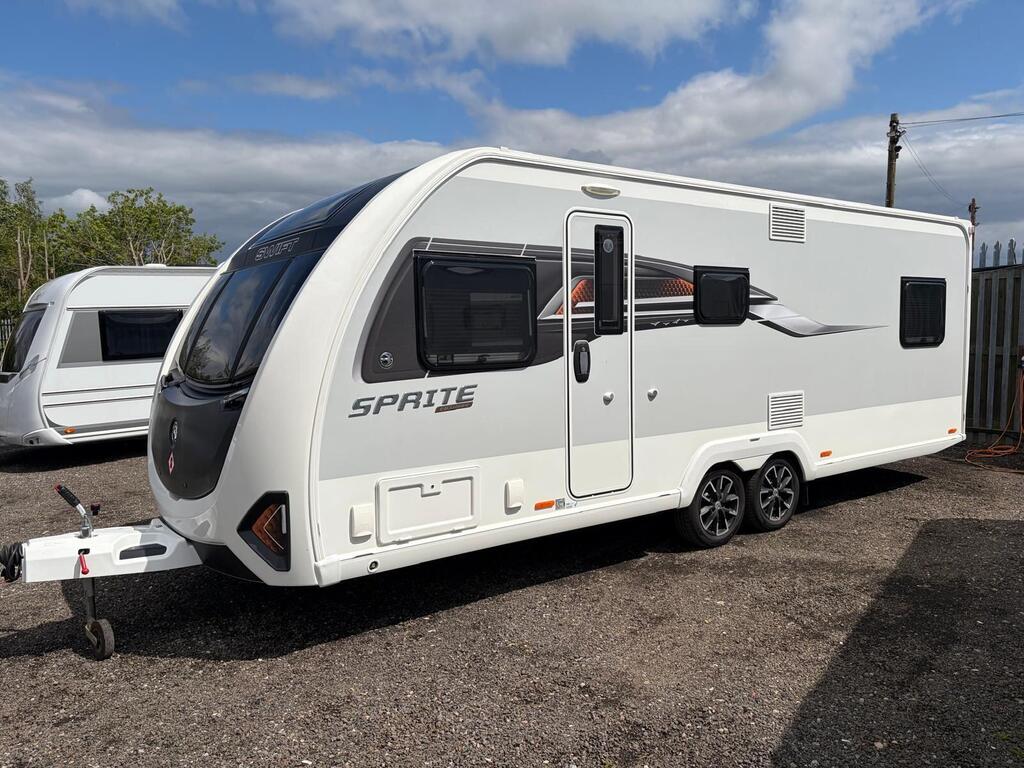 Swift Quattro Tourer AS NEW 1 OWNER