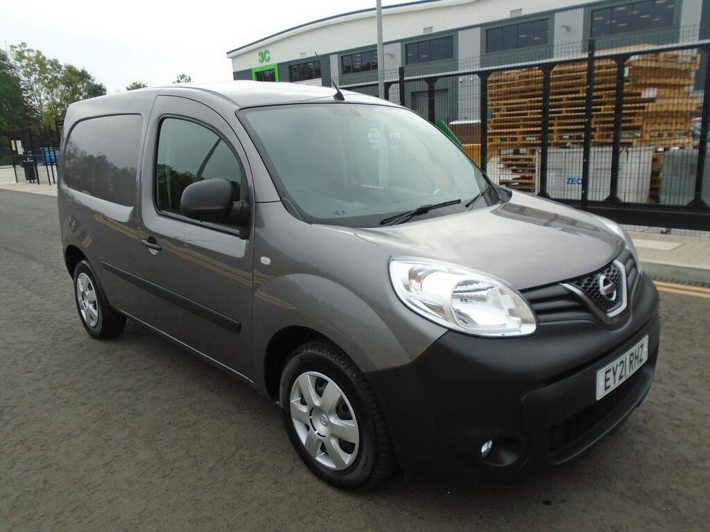 Nissan NV250