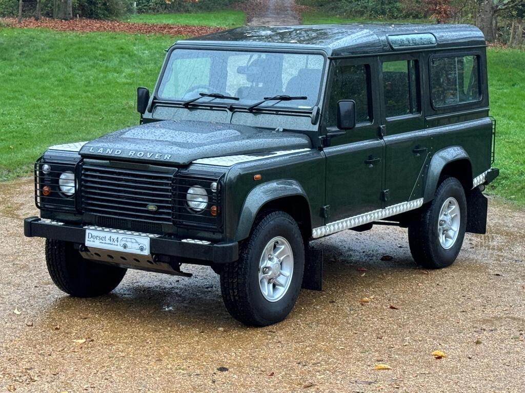 Land Rover Defender 110 SUV 2.4 TDCi County Utility Wagon 4WD MWB Euro 4 5dr