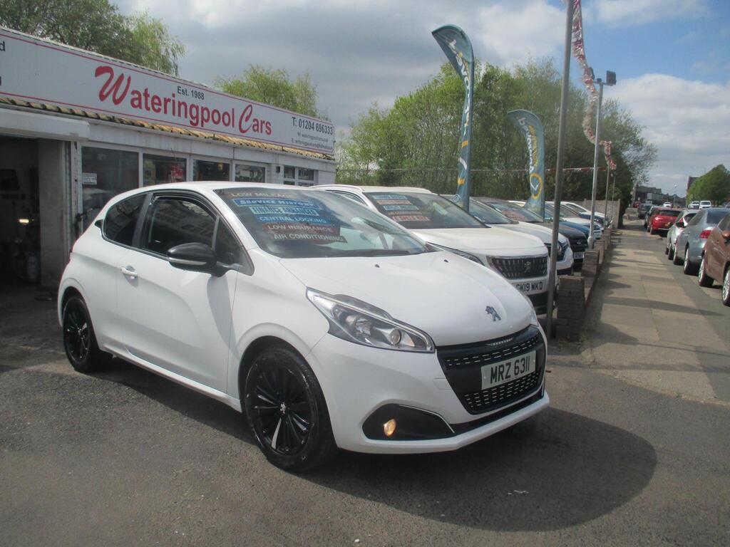 Peugeot 208 Hatchback 1.2 PureTech Black Edition Euro 6 3dr