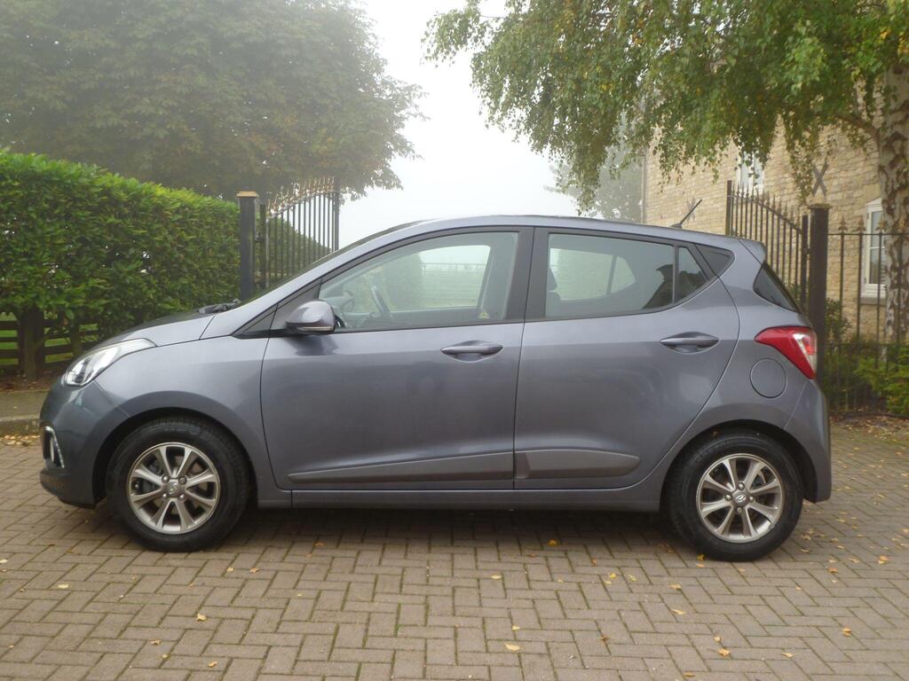 Hyundai i10 Hatchback 1.2 Premium Euro 5 5dr