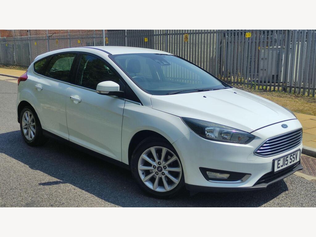 Ford Focus Hatchback 1.0T EcoBoost Titanium Euro 6 (s/s) 5dr