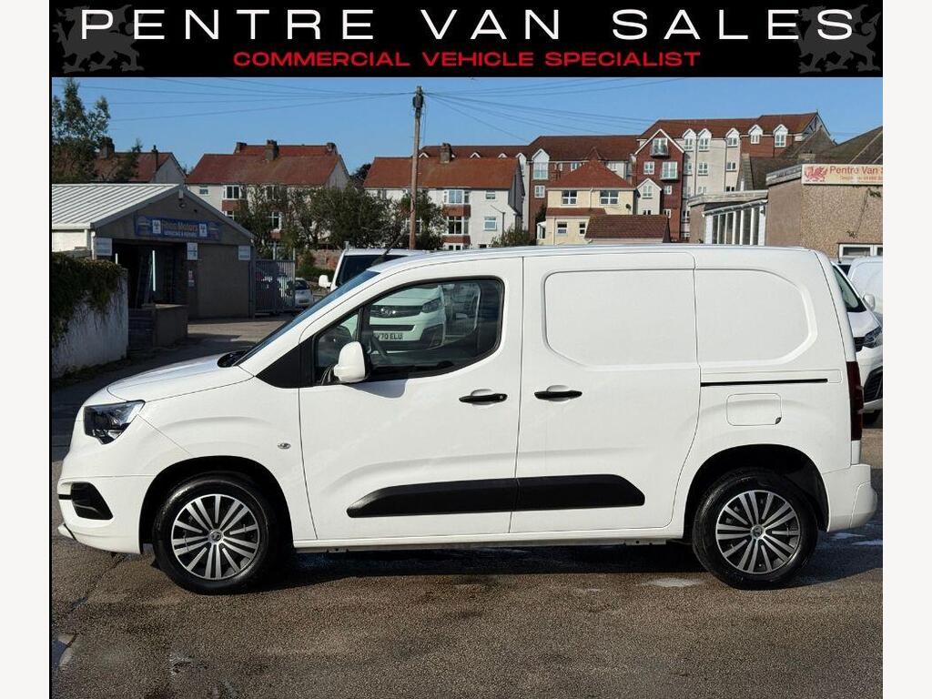 Vauxhall Combo Panel Van 1.5 Turbo D 2300 Sportive L1 H1 Euro 6 4dr
