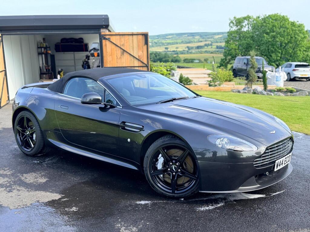 Aston Martin Vantage