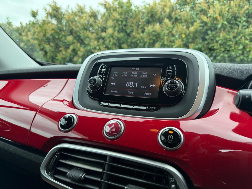 2016 Fiat 500X thumbnail 33