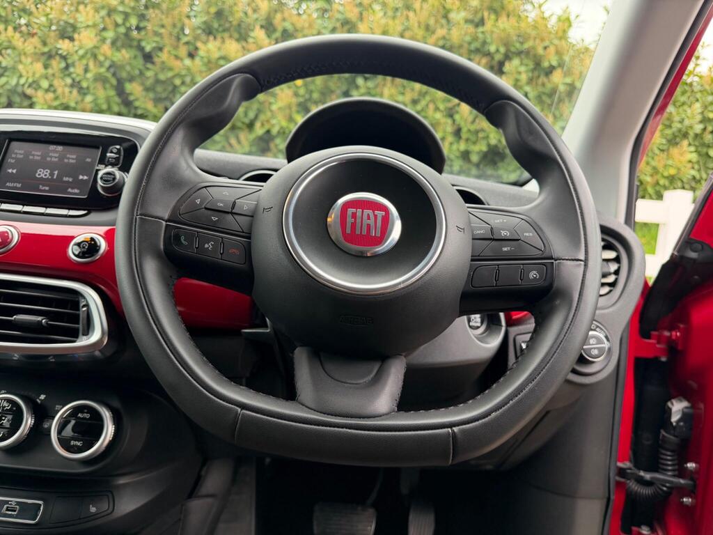 2016 Fiat 500X thumbnail 36