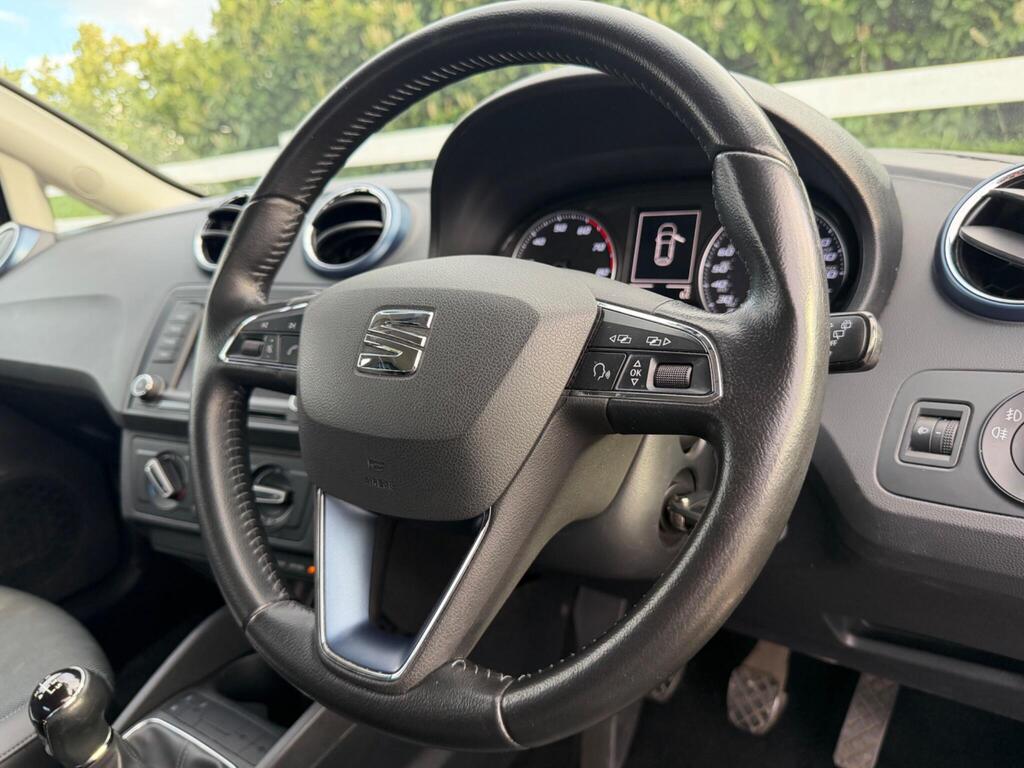 2016 SEAT Ibiza thumbnail 30