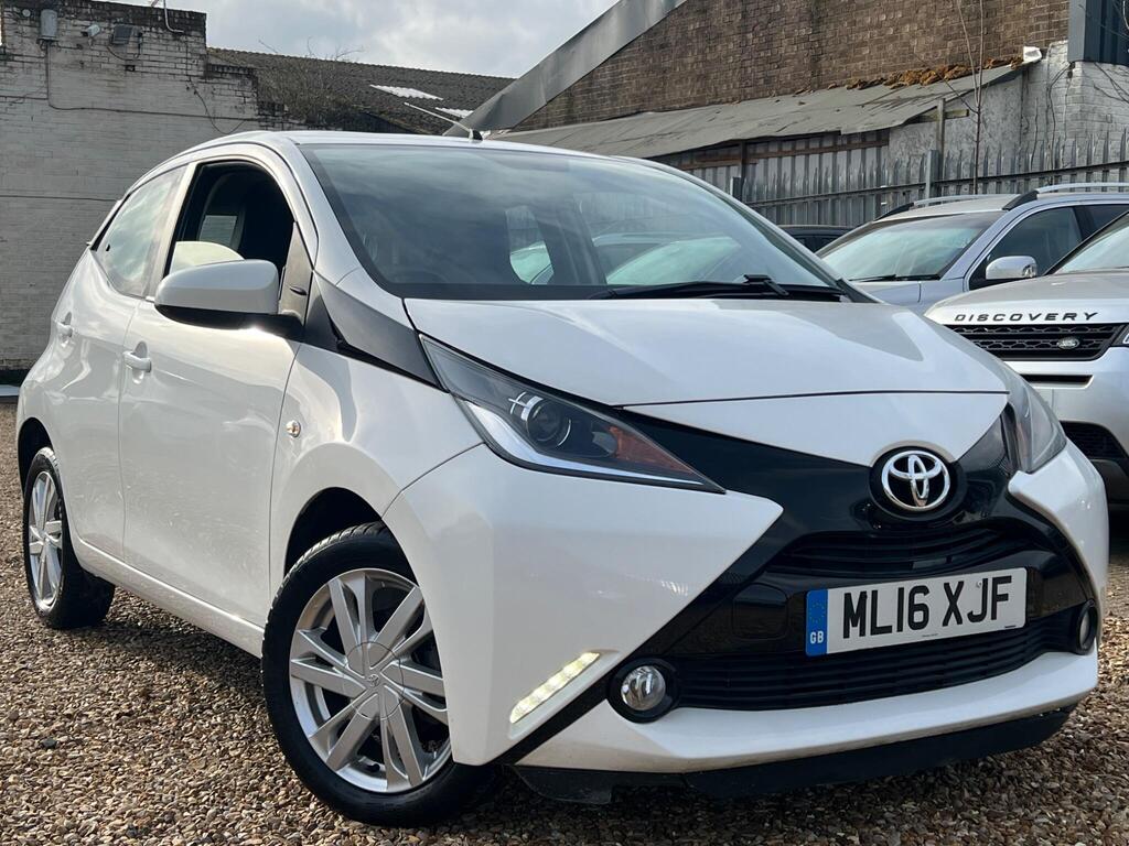 Toyota AYGO Hatchback 1.0 VVT-i x-pression x-shift Euro 6 5dr