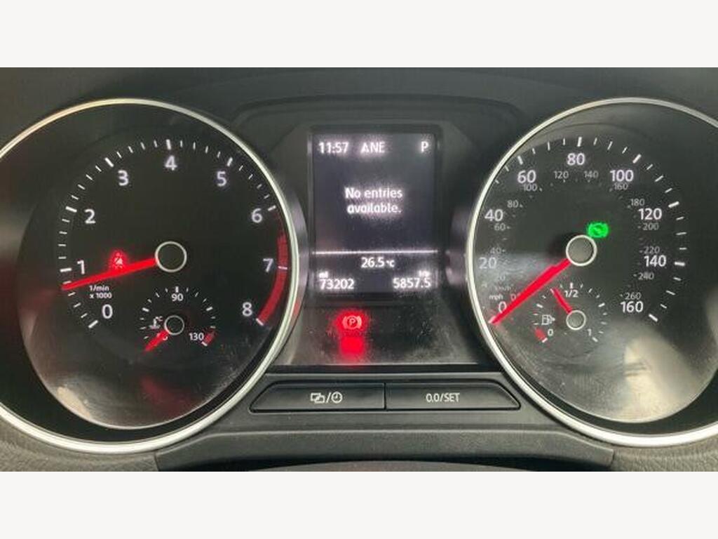 2015 Volkswagen Polo thumbnail 11