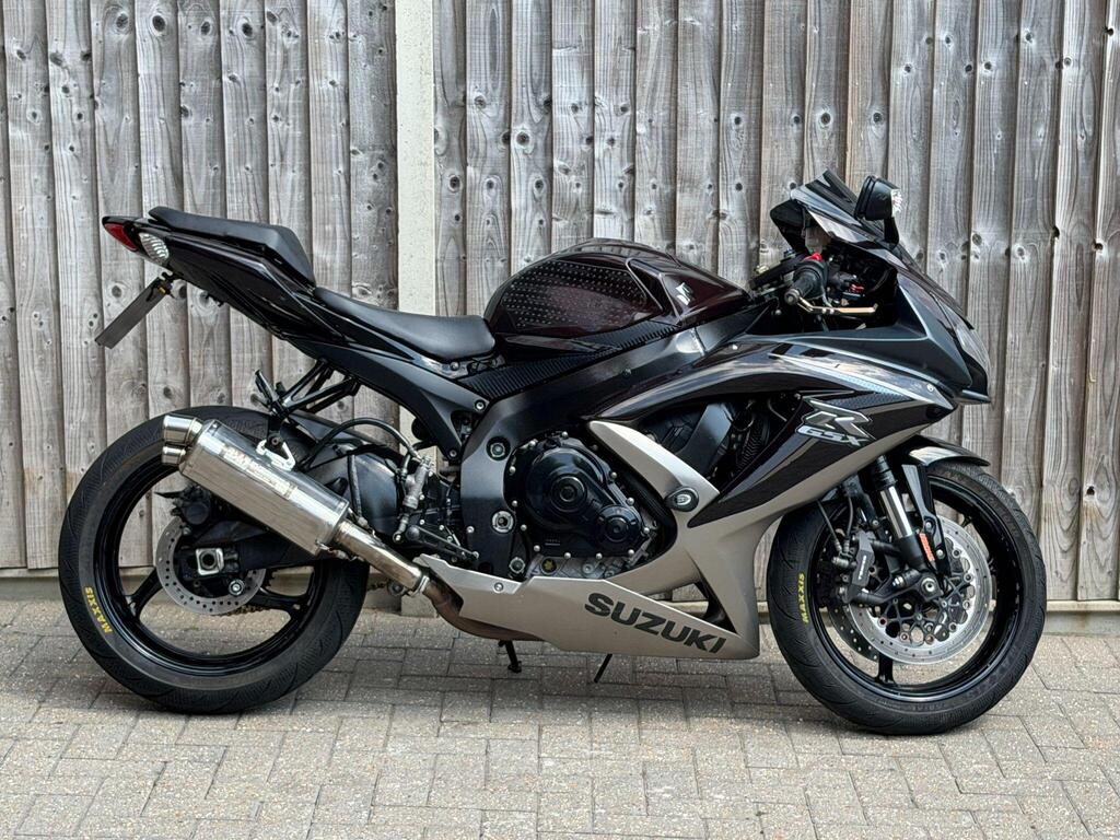 Suzuki GSX-R750