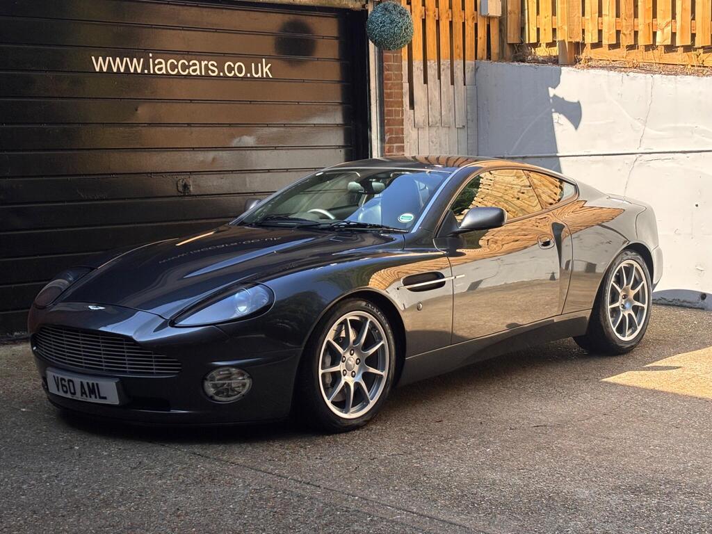 Aston Martin Vanquish Coupe 5.9 2dr