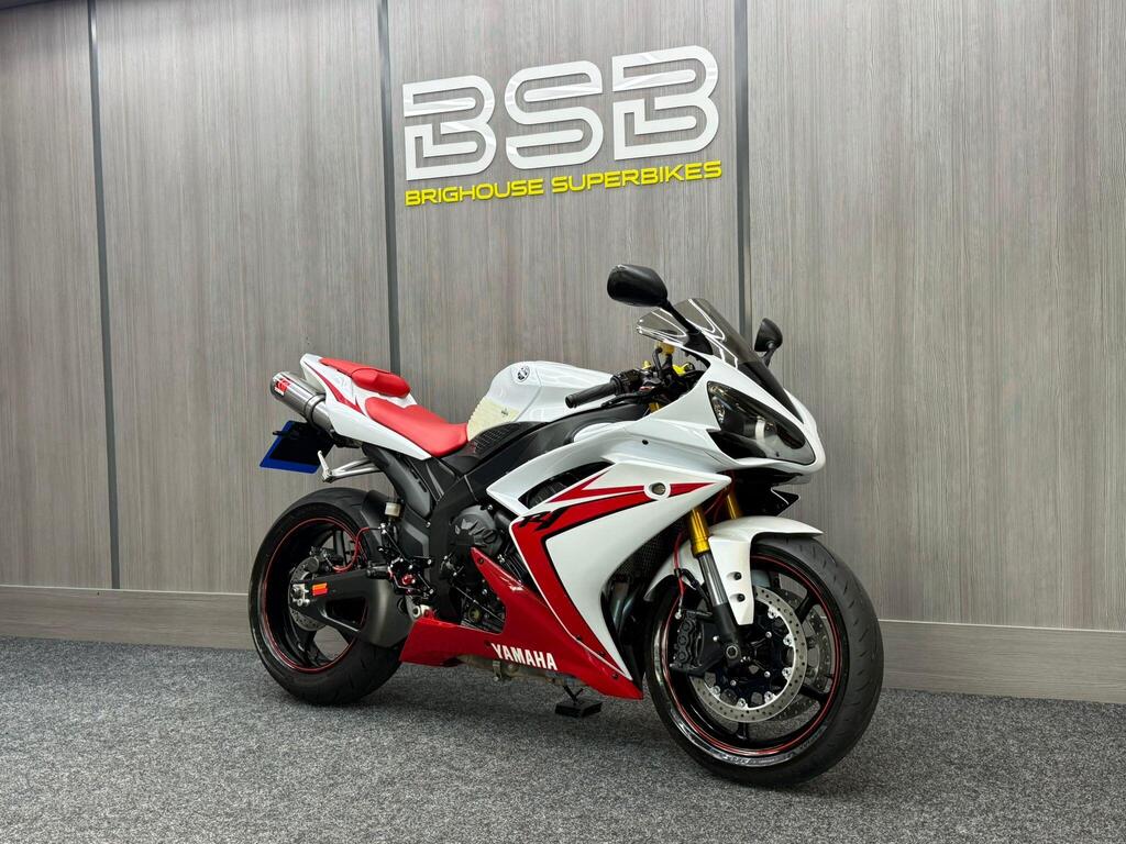 Yamaha R1 Super Sports 1000